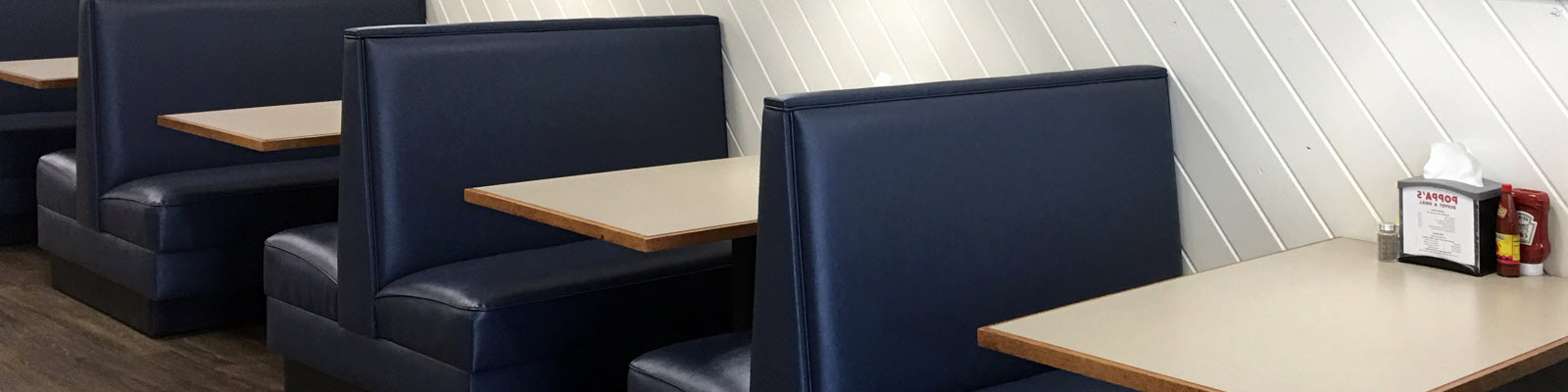 How do I choose the right restaurant booth?
